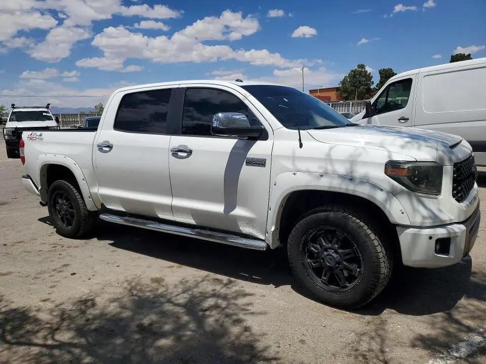2017 TOYOTA TUNDRA PLATINUM  
