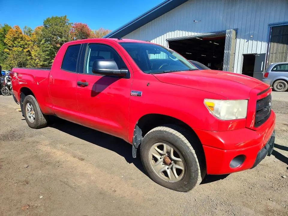 2011 TOYOTA TUNDRA DOUBLE CAB SR5  