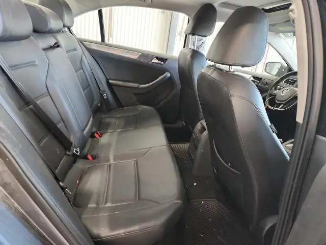 2017 VOLKSWAGEN JETTA SE  