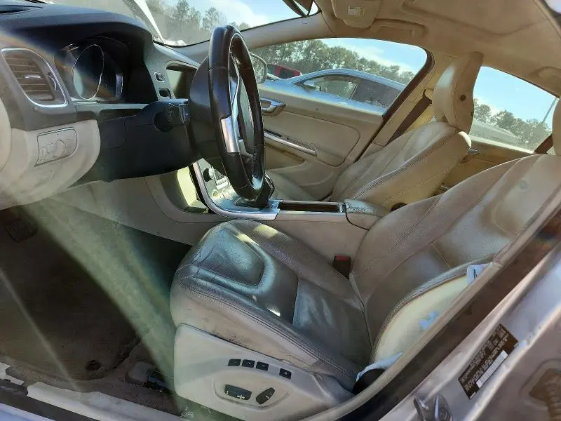 2015 VOLVO S60 PREMIER  