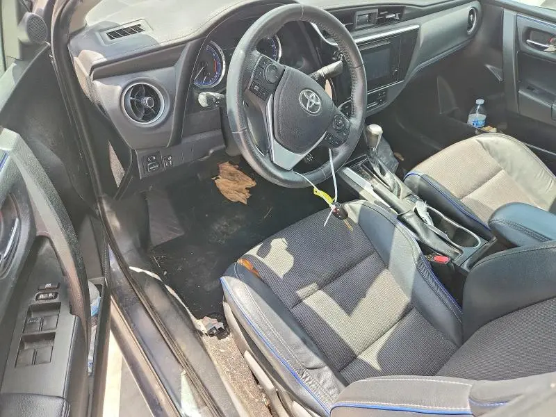 2018 TOYOTA COROLLA SE  