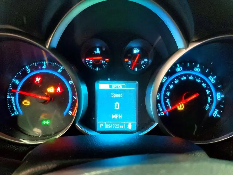 2015 CHEVROLET CRUZE LT  