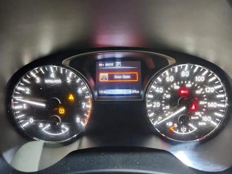 2019 NISSAN PATHFINDER SV  
