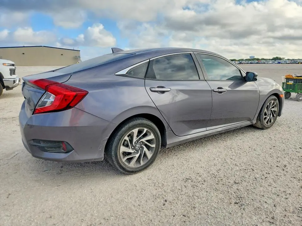 2017 HONDA CIVIC EX  