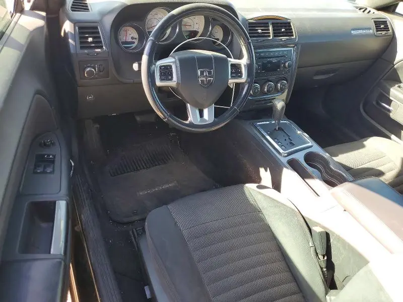 2012 DODGE CHALLENGER SXT  