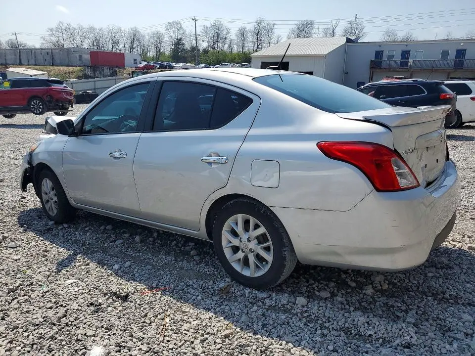 2019 NISSAN VERSA SV  