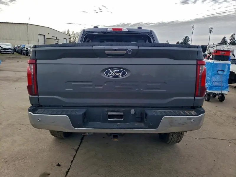 2024 FORD F150 XLT  