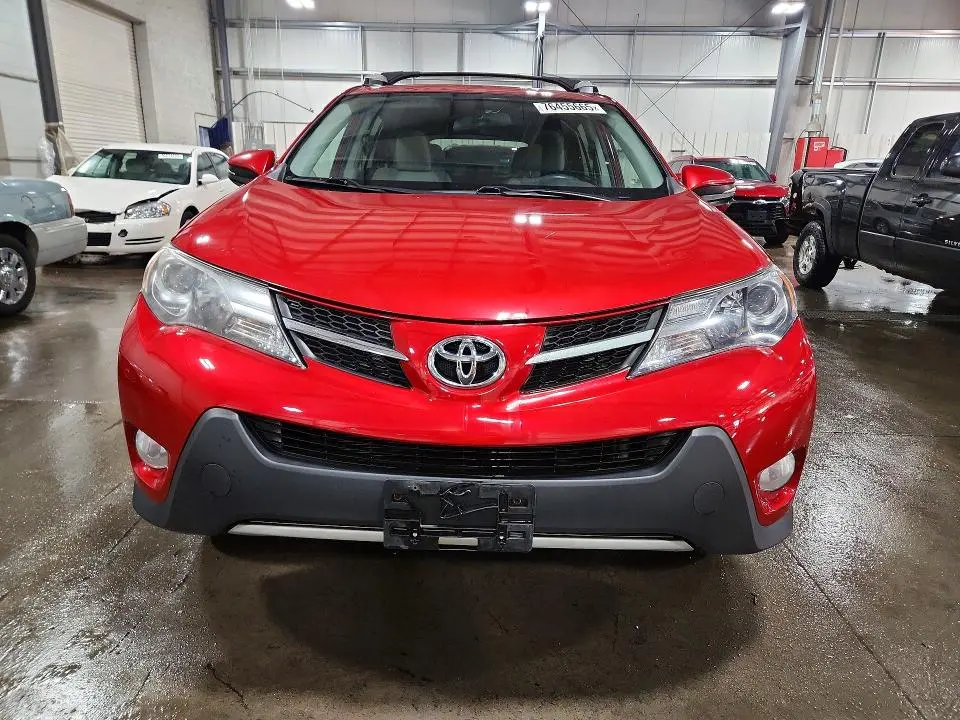 2015 TOYOTA RAV4 XLE  