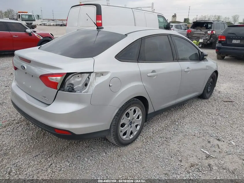2012 FORD FOCUS SE