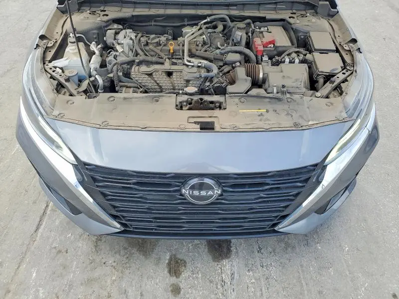 2023 NISSAN ALTIMA SV  