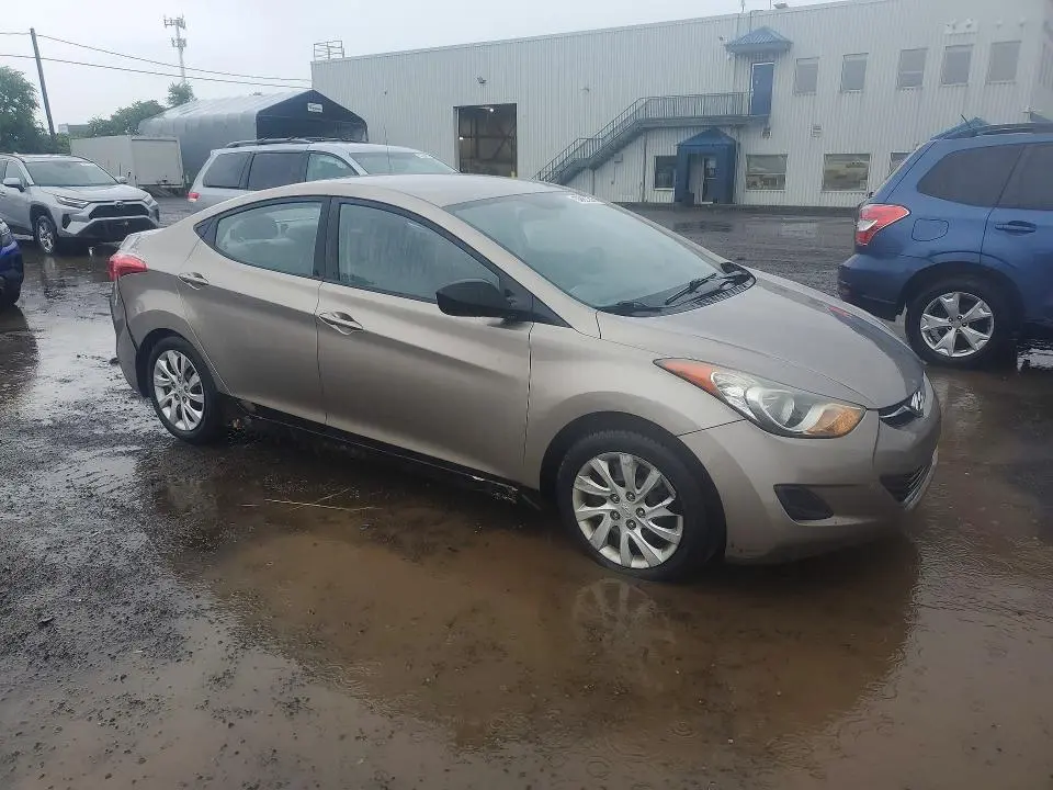 2011 HYUNDAI ELANTRA GLS  