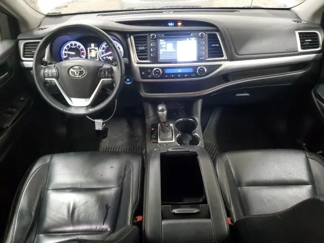 2016 TOYOTA HIGHLANDER XLE  