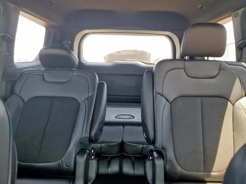 2021 JEEP GRAND CHEROKEE L LAREDO  
