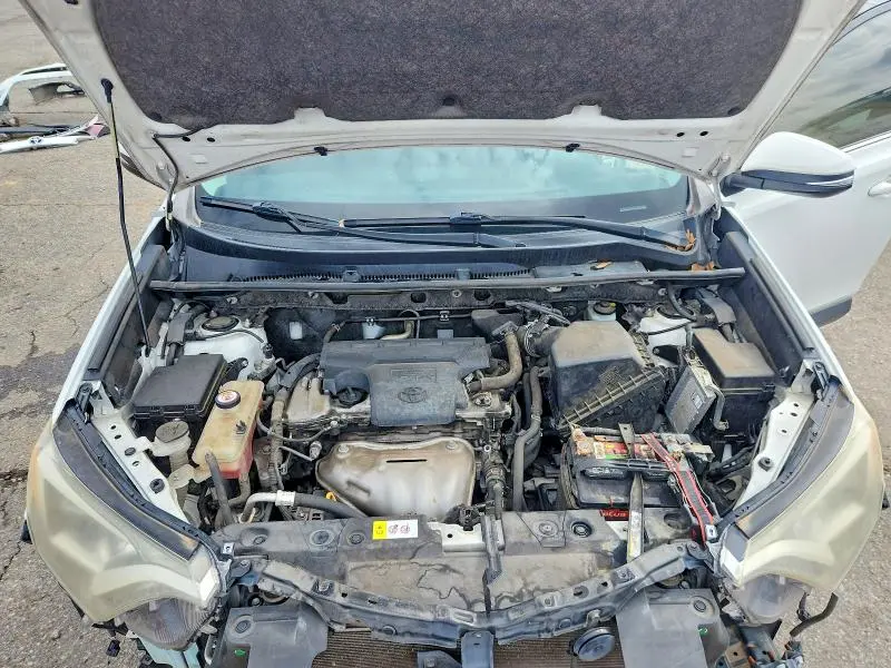 2016 TOYOTA RAV4 XLE  