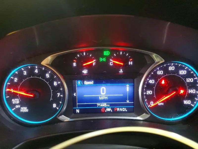 2020 CHEVROLET EQUINOX LT  