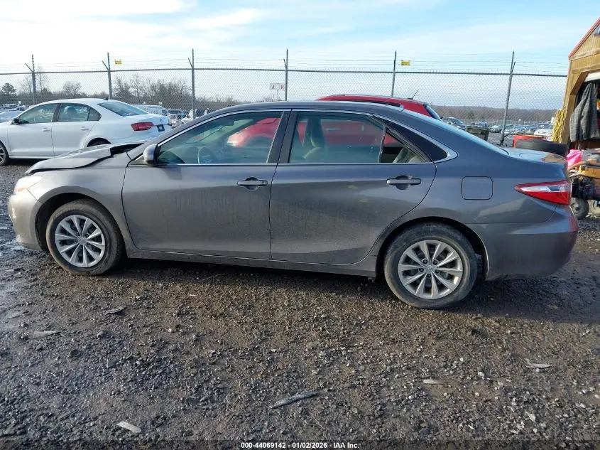 2016 TOYOTA CAMRY LE