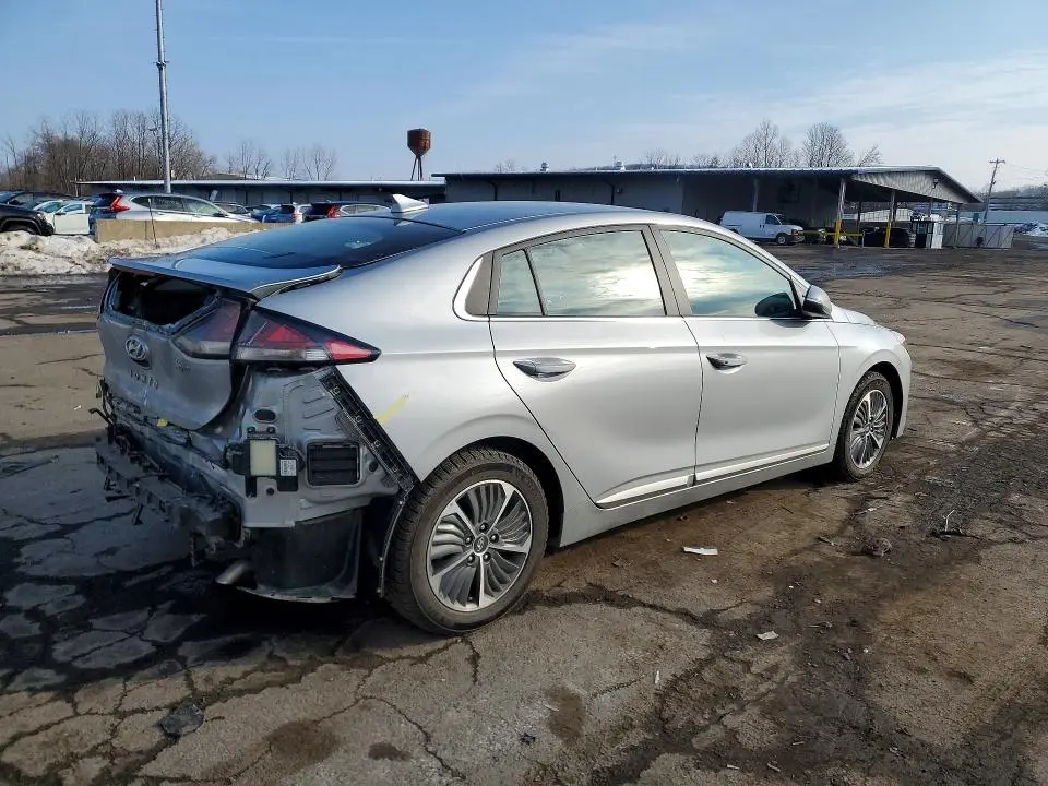 2022 HYUNDAI IONIQ   