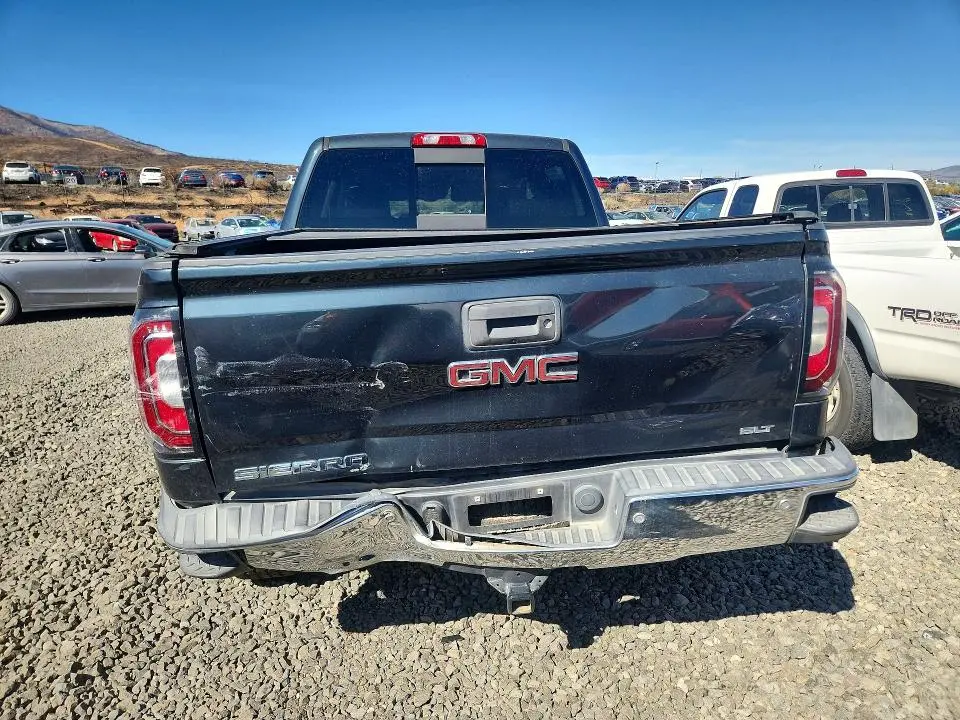 2018 GMC SIERRA K1500 SLT  