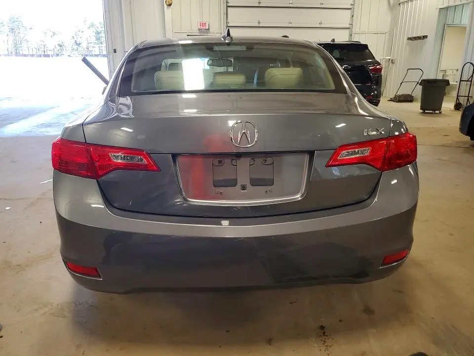 2013 ACURA ILX 20 TECH  