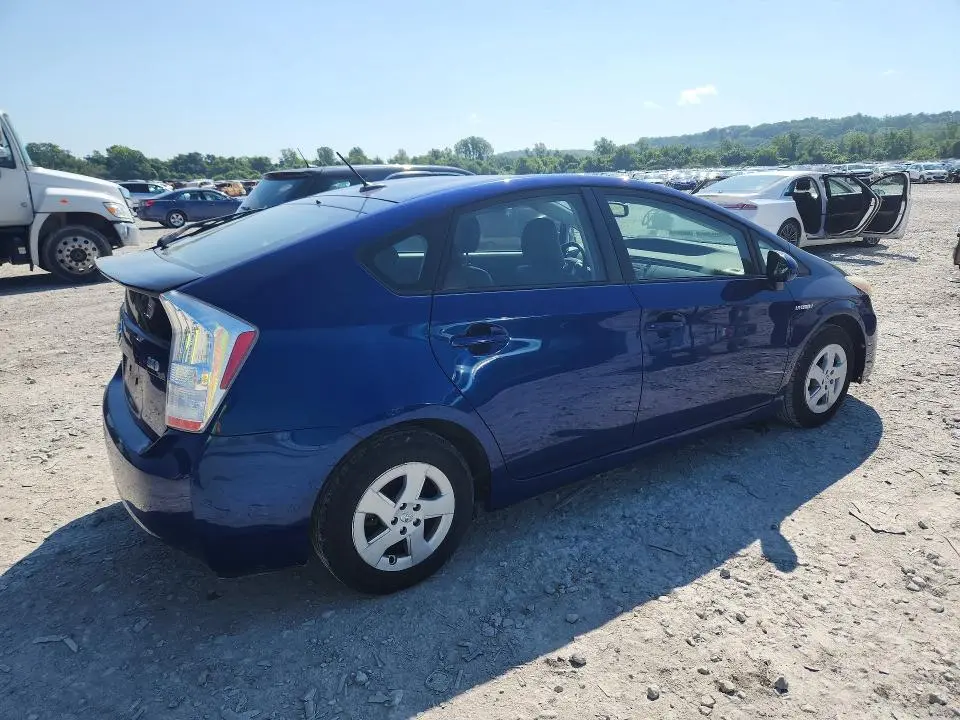 2011 TOYOTA PRIUS FOUR  