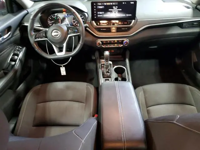 2023 NISSAN ALTIMA SV  