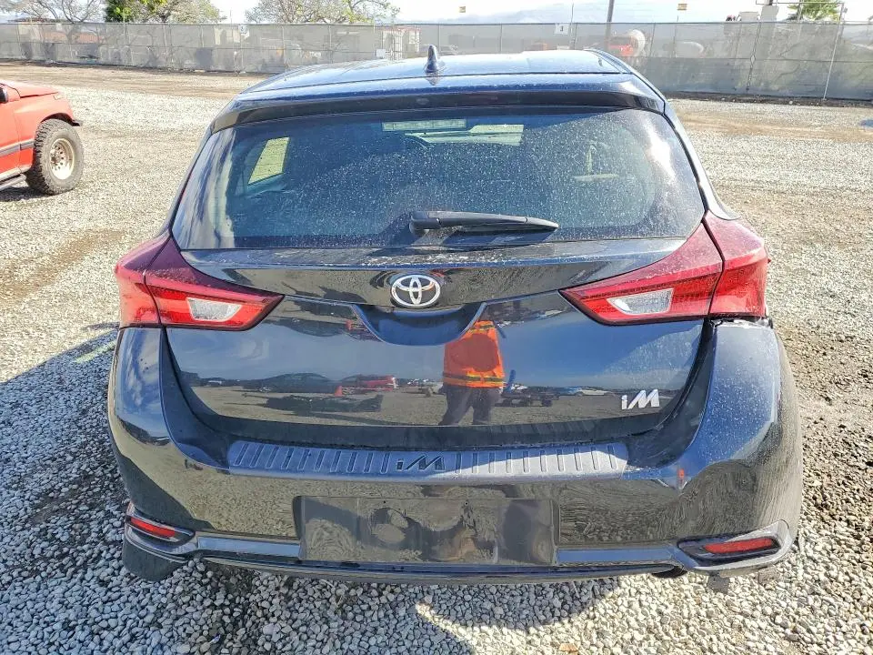 2018 TOYOTA COROLLA IM BASE  