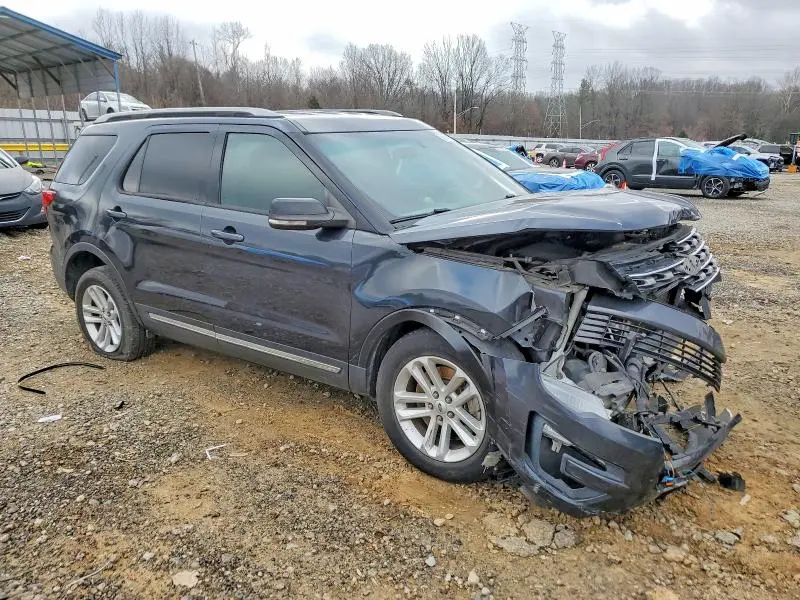 2017 FORD EXPLORER XLT  