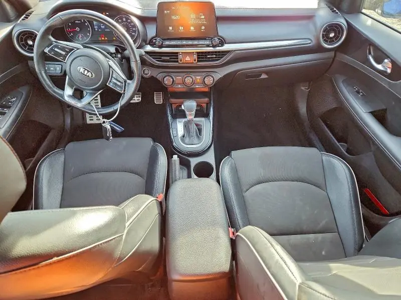 2021 KIA FORTE GT LINE  