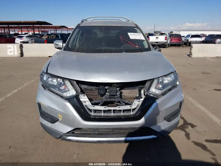2019 NISSAN ROGUE S