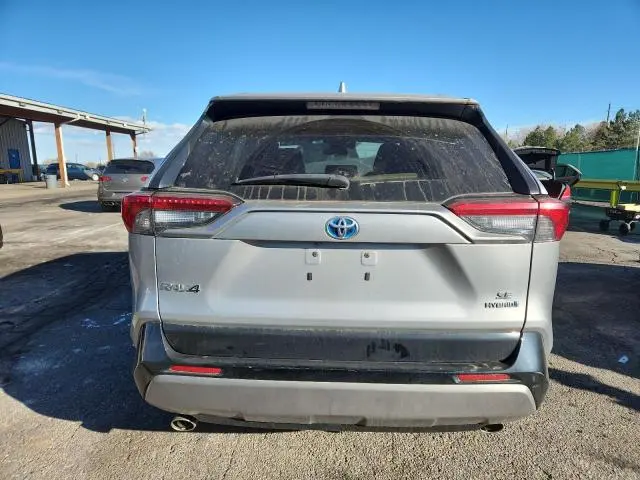 2022 TOYOTA RAV4 SE  