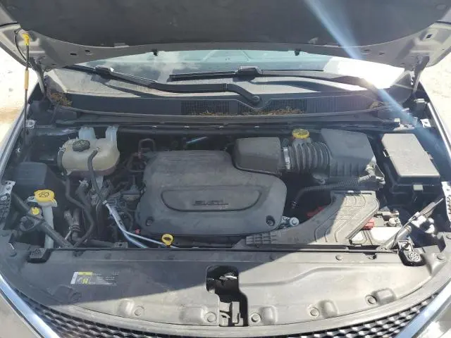 2020 CHRYSLER VOYAGER LX  