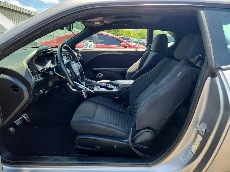 2017 DODGE CHALLENGER SXT  