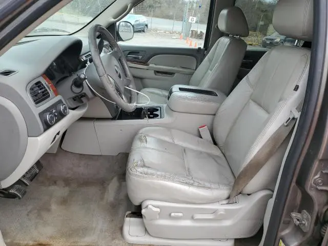 2011 GMC YUKON XL K1500 SLT  