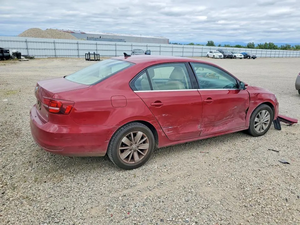 2016 VOLKSWAGEN JETTA SE  