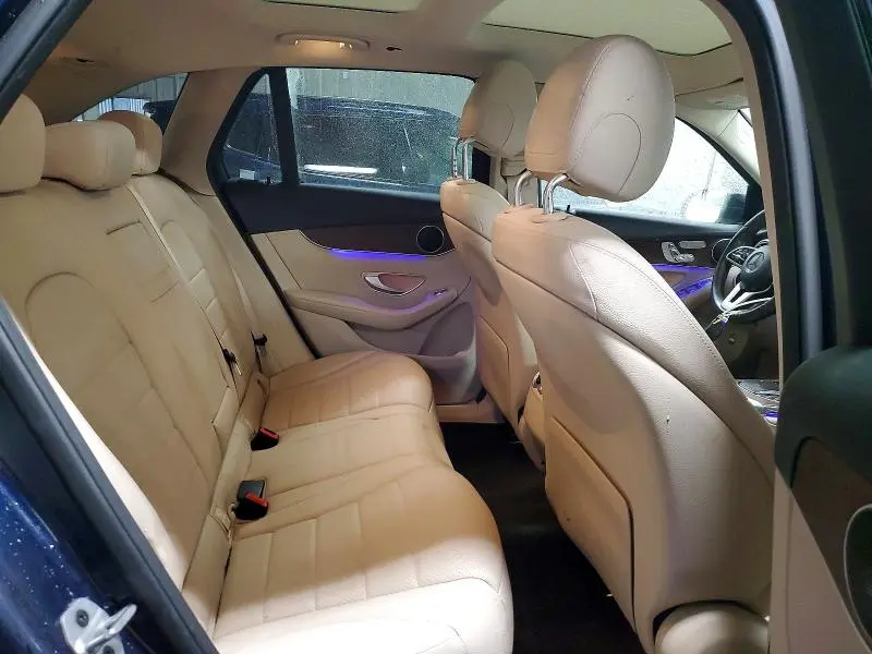 2021 MERCEDES-BENZ GLC 300 4MATIC  