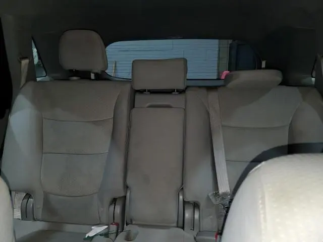 2011 KIA SORENTO BASE  