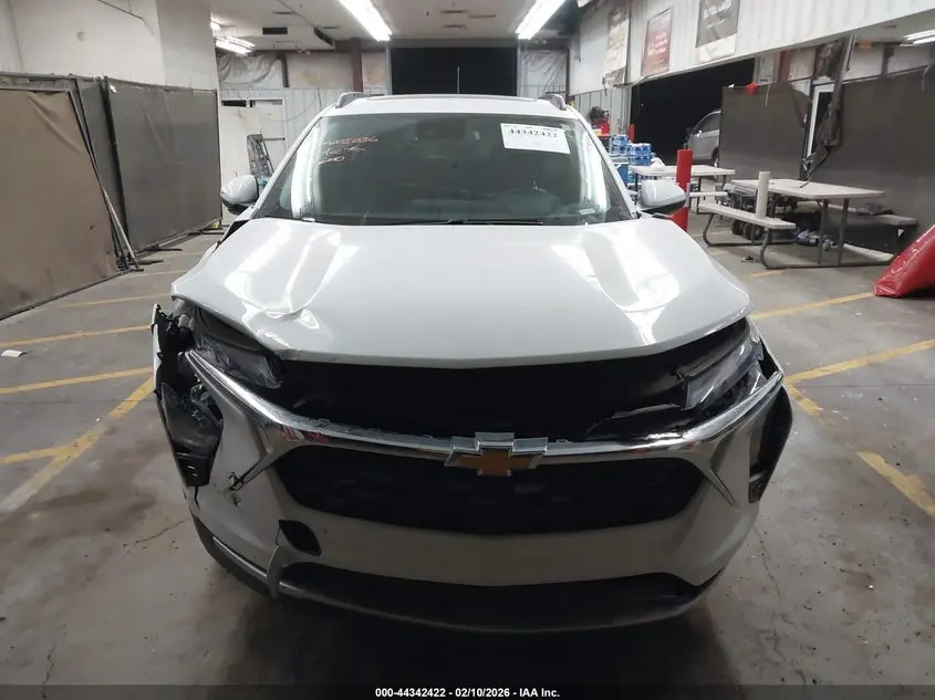 2024 CHEVROLET TRAX FWD LT