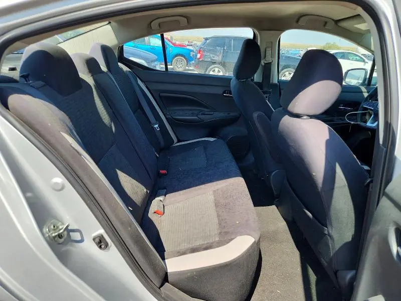 2020 NISSAN VERSA SV  