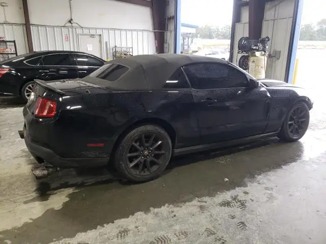 2011 FORD MUSTANG   
