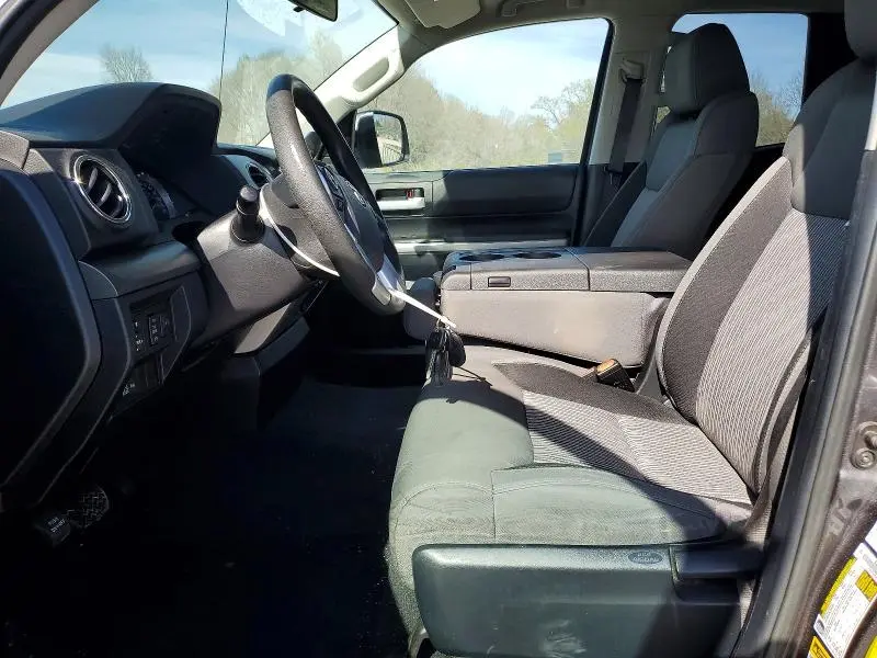 2015 TOYOTA TUNDRA SR5  