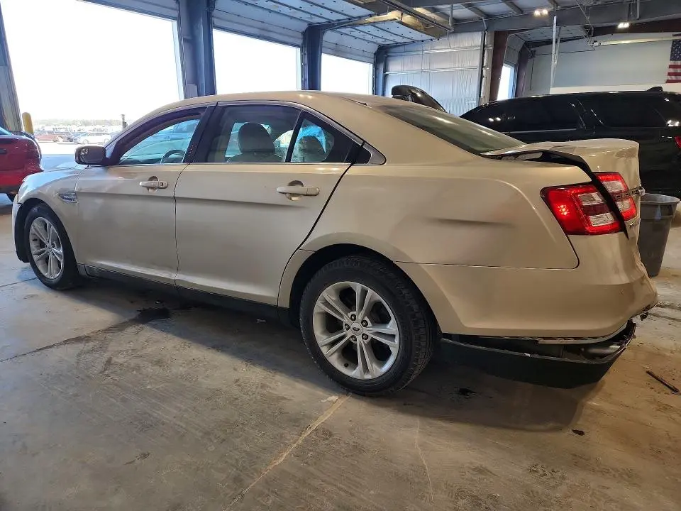 2018 FORD TAURUS SEL  