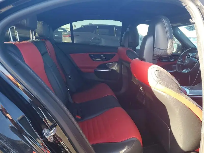 2023 MERCEDES-BENZ C 300  