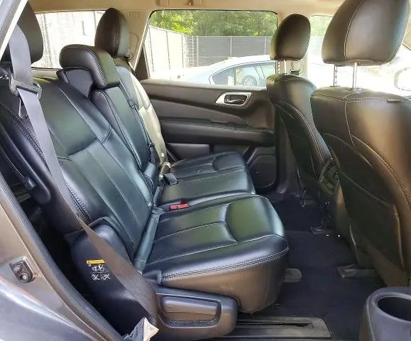 2015 NISSAN PATHFINDER SL  