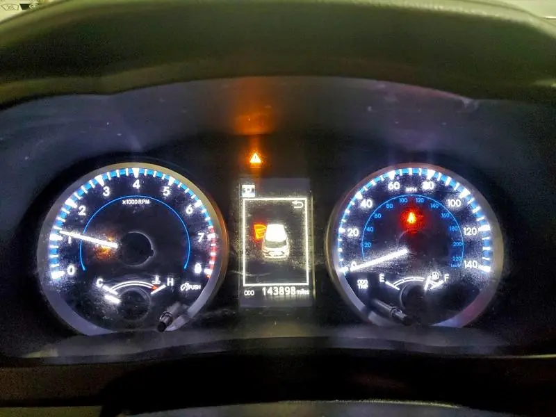 2017 TOYOTA HIGHLANDER LE  