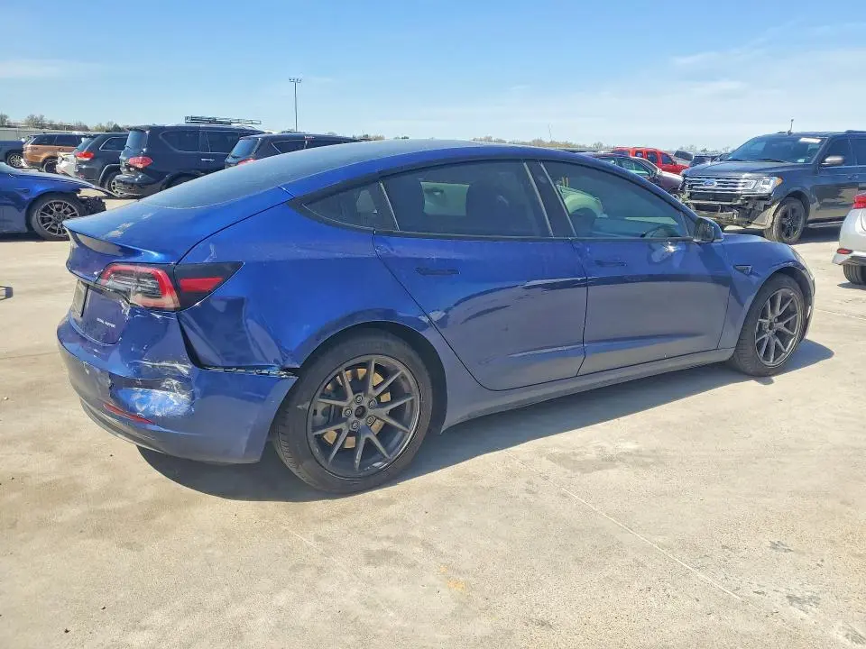 2021 TESLA MODEL 3   
