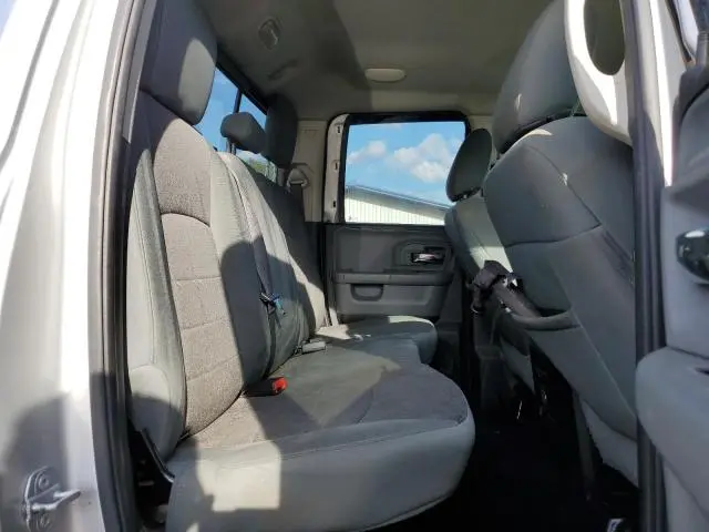 2016 RAM 1500 SLT