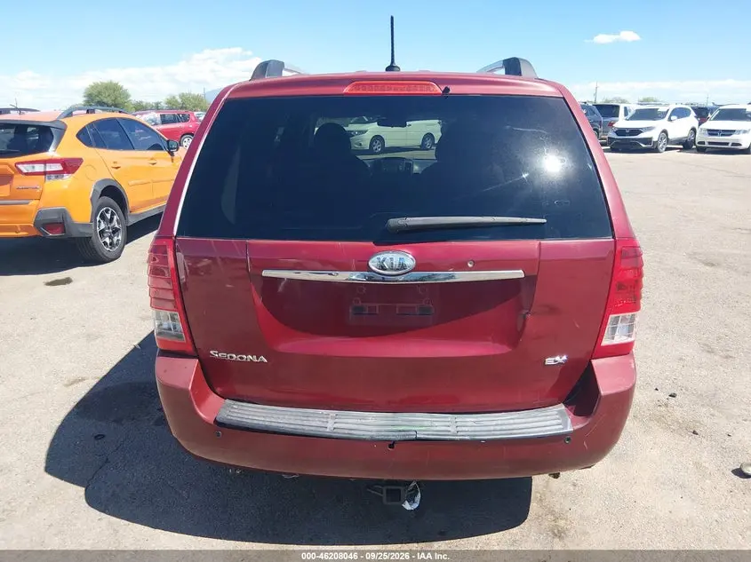2014 KIA SEDONA LX