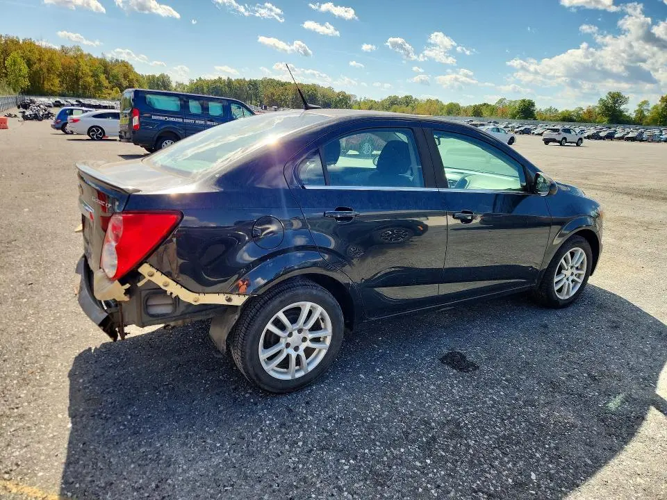 2013 CHEVROLET SONIC LT  