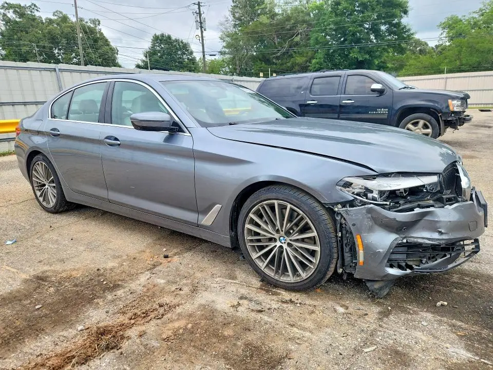 2019 BMW 530 XI  