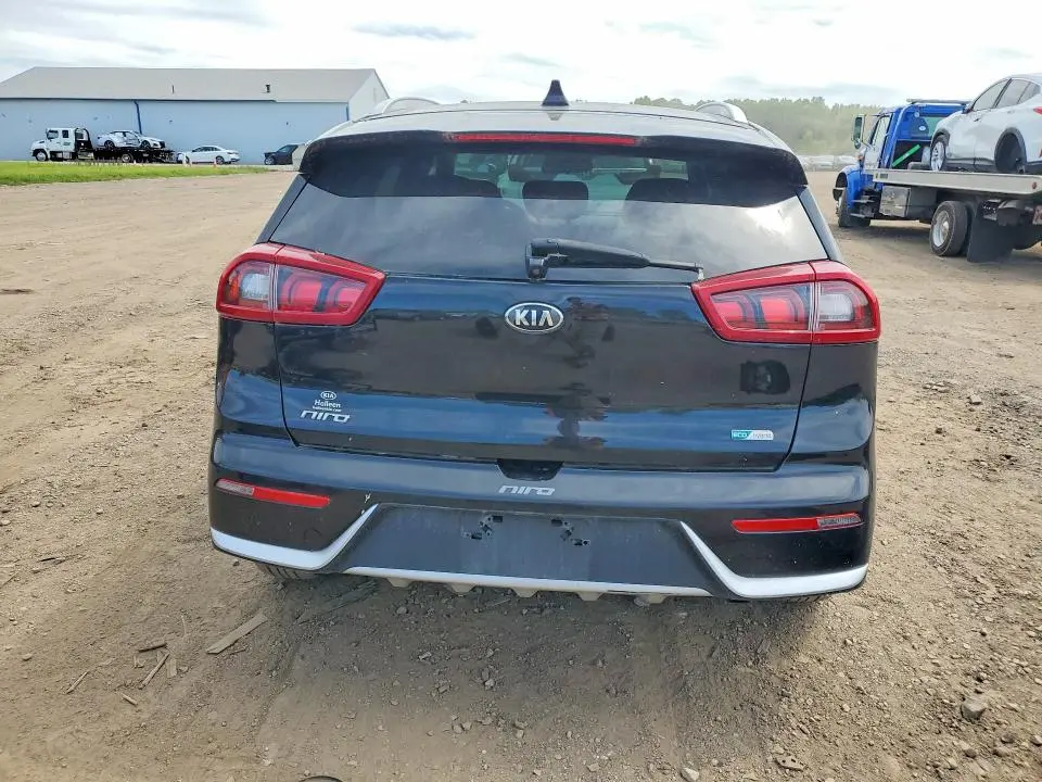 2017 KIA NIRO   